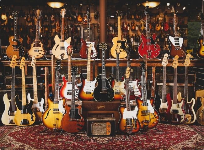 Cream City Music Sale Vintage/Used Gear 15 Off, New Gear 20 off guitar $1279