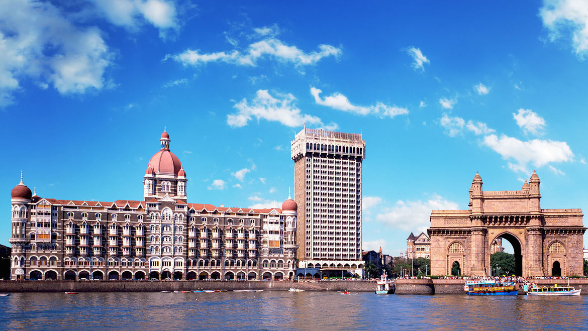 RT Boston to Mumbai India $665 Airfares on Etihad AIrways Limited Travel September 2024